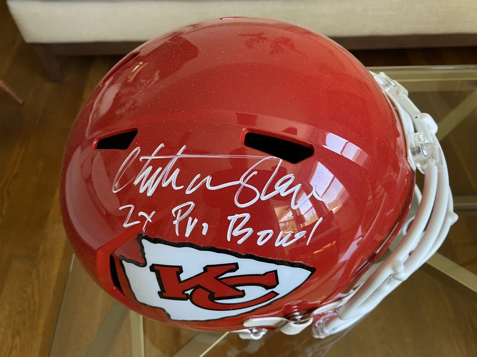Casco Christian Okoye Firmado Chiefs Riddell F/S Speed Rep con 2x Pro Bowl - Certificado de autenticidad SS. Foto 2 de 4