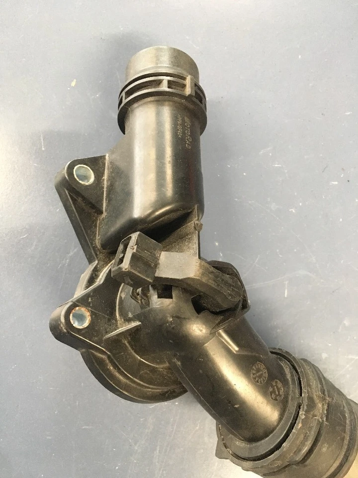 BMW 325i 325xi 330i 330xi 2001-2005 manguera refrigerante radiador 11531436362 OEM Foto 3 de 4