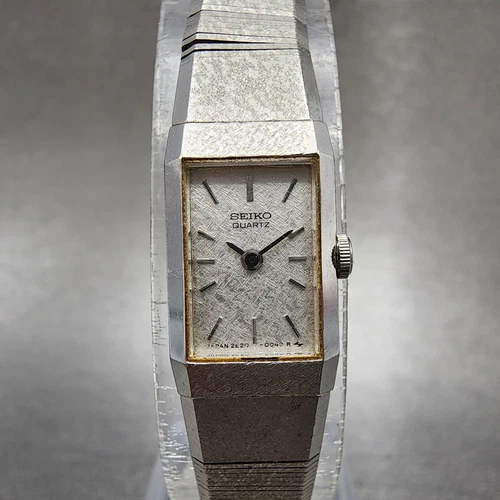 Seiko Tank Watch Women 12mm Silver Dial Silver Tone 2e20-5029 New Battery