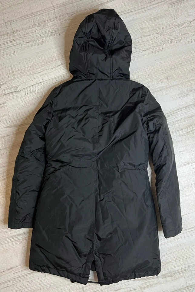 Chaqueta de plumón Burberry Brit negra para mujer talla S Foto 3 de 4