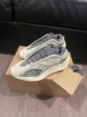 【本物保証 /関税・送料無料】adidas YEEZY 700 MNVN Resin 17945946_38142843_600.jpg