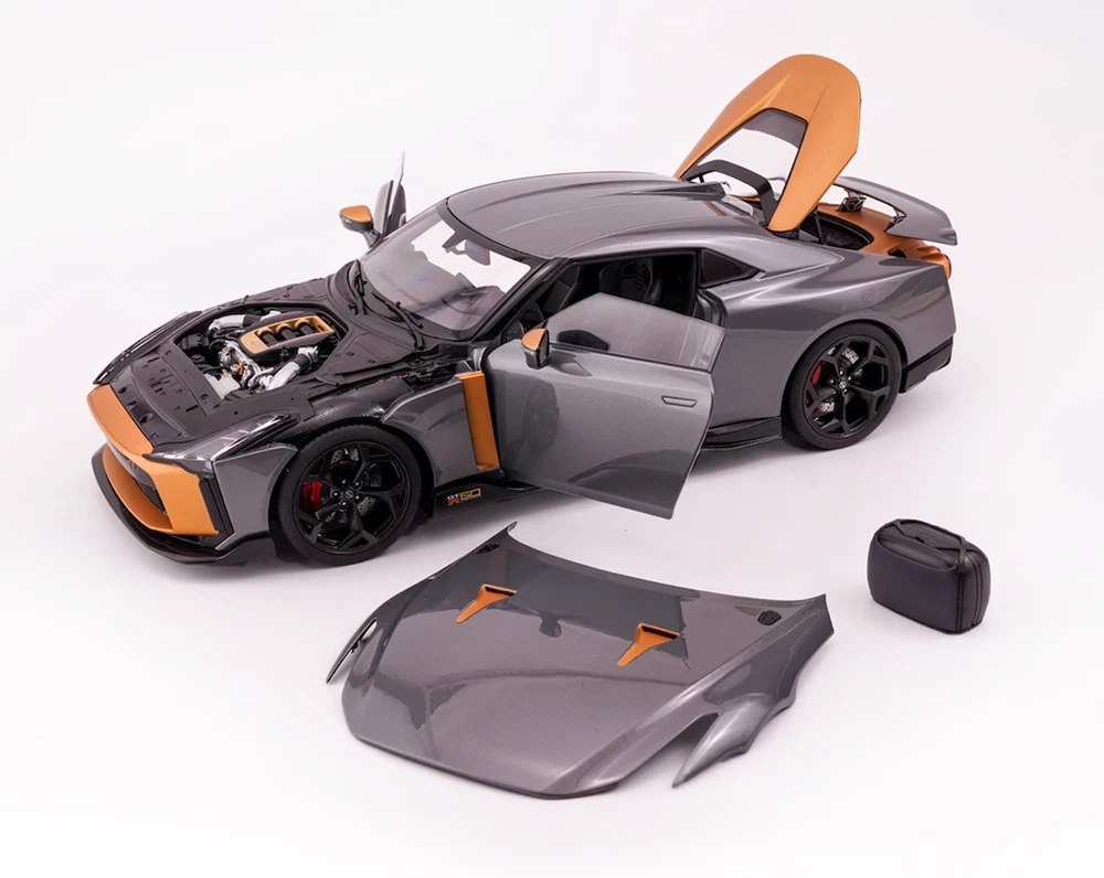 AUTOart 1:18 GT-R50 by Italdesign Racing Sports Model Diecast Metal Car