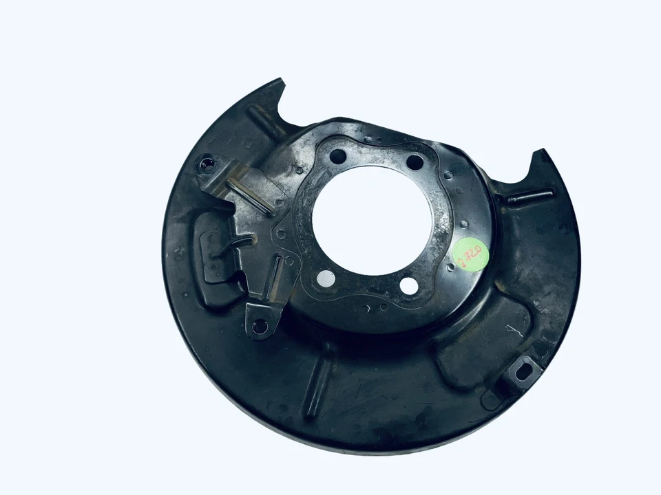 Защитный брызговик для левого заднего тормоза Subaru Legacy 2.5 AWD 2020–2023 годов выпуска - Изображение 4 из 4