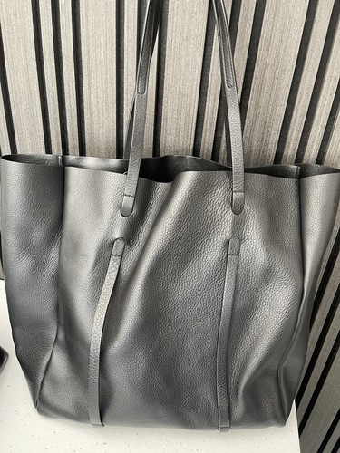 Balenciaga Everyday Tote Black Leather Medium - Picture 4 of 11