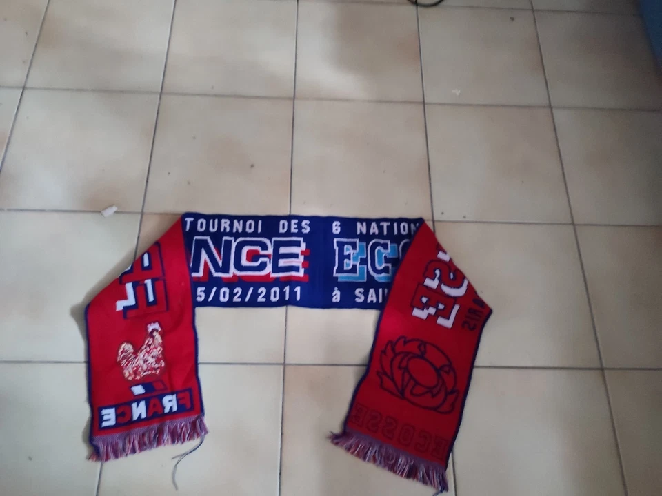 ECHARPE DE SUPPORTER RUGBY FRANCE VS ECOSSE TOURNOI 6 NATIONS 2011 BEL ETAT - Photo 2/4