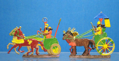 Flat figures toy soldiers from Ludwig Frank 30mm Ancient Assyrian chariots x2OOP