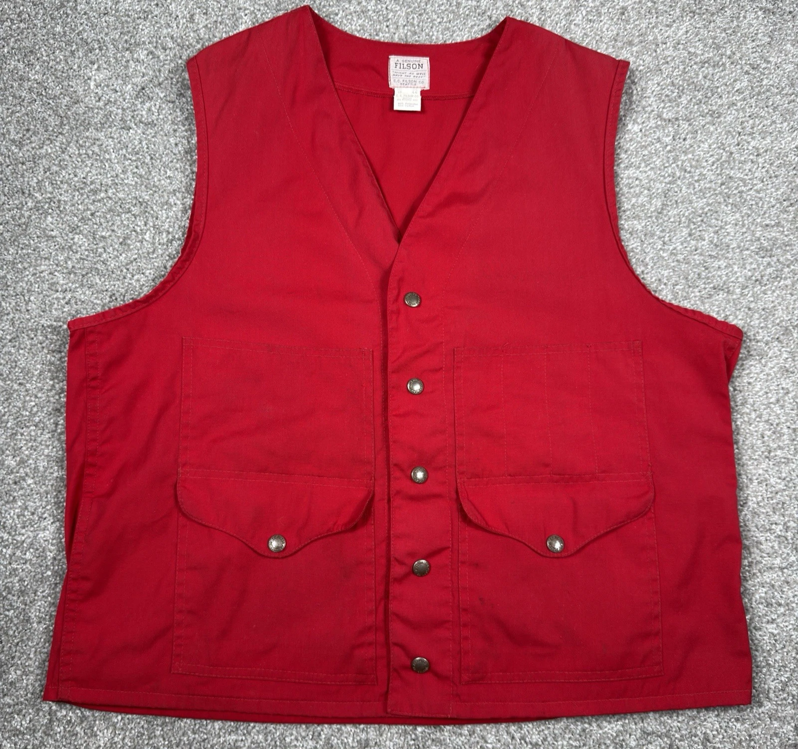 Vintage Filson Hunting Fishing Vest Men 44 Red Snap Front Field Utility USA
Opens in a new window or