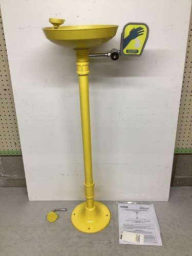 ACORN CONTROLS S0320 Pedestal-Mounted Eyewash Station with ABS Plastic Bowl