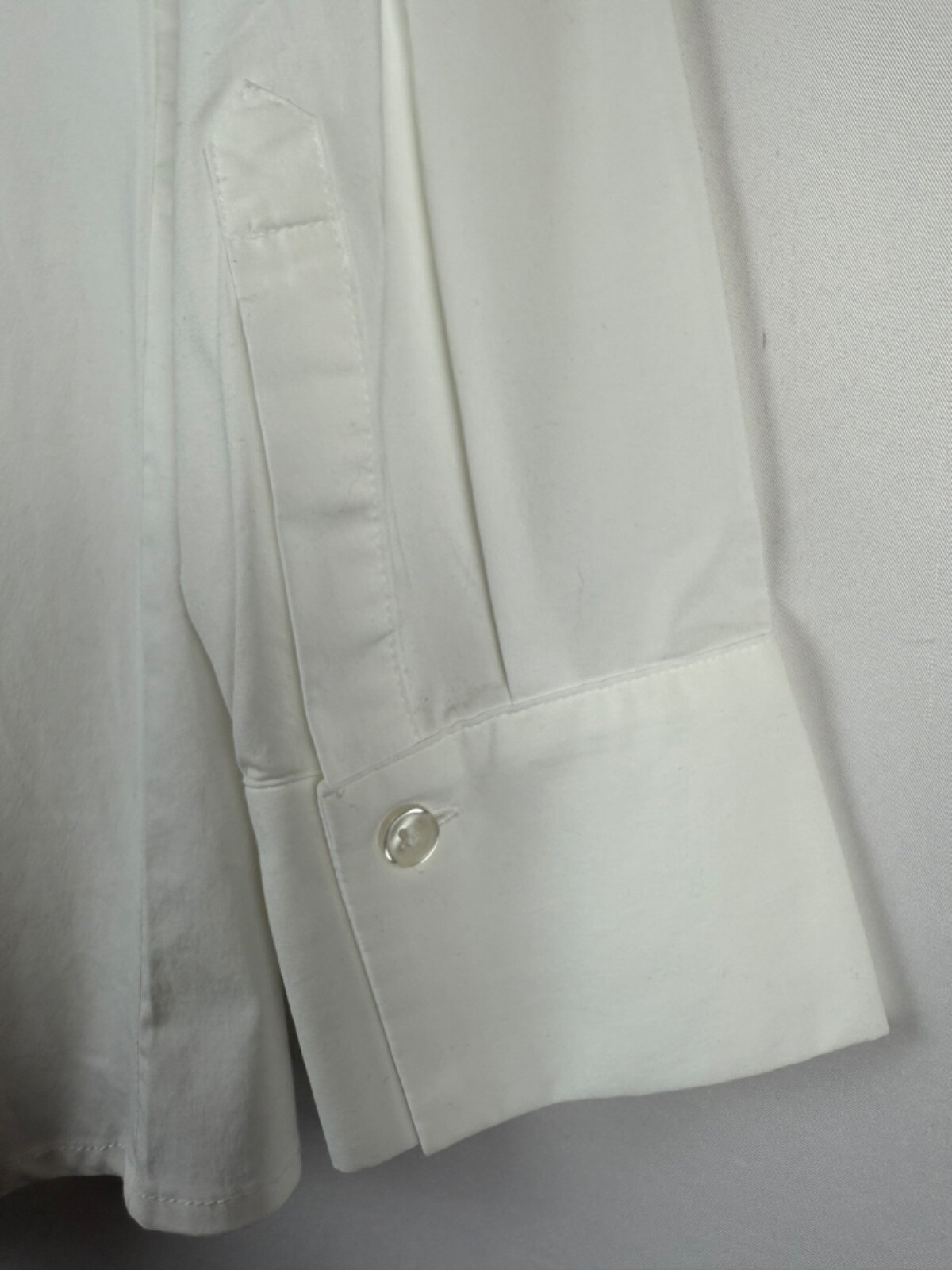 Chico's White Hidden Button Cutout Back Collared … - image 13