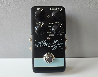 TC Electronic Alter Ego Vintage Echo V2 Gitarre Stereo Delay Pedal