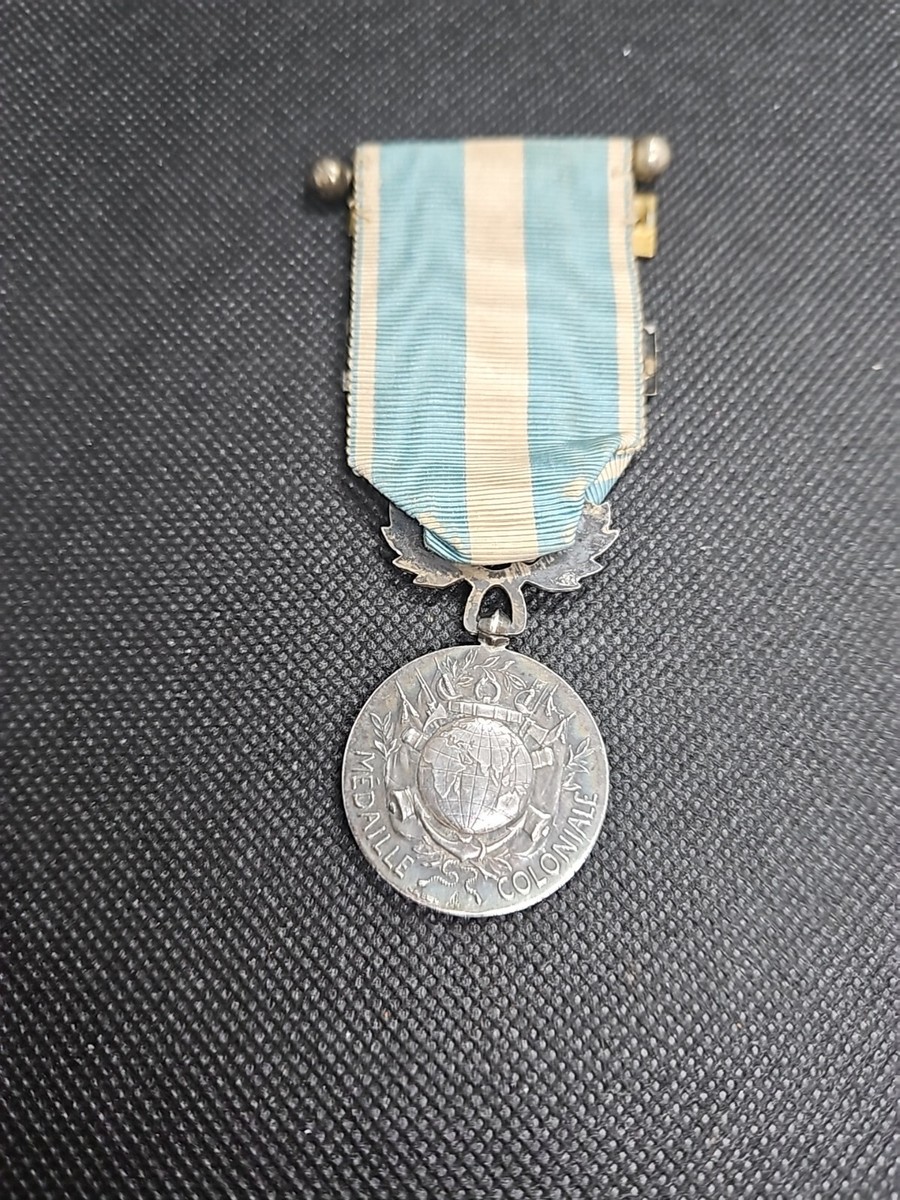 Médaille Coloniale Française - Agrafes Tunisie & Maroc (1925) - Occasion Collection
