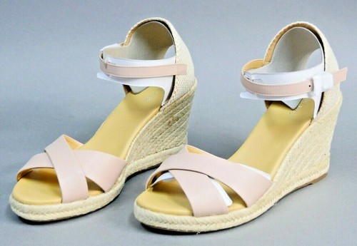 light yellow wedges