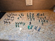 Lot of Vintage Army Men