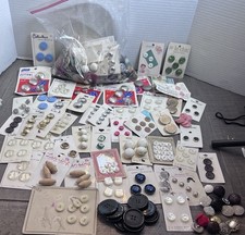 Lot Of Vintage Assorted Buttons-READ
