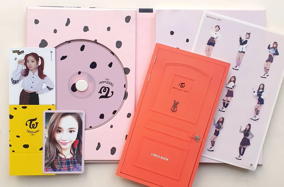 TWICE Twicecoaster Lane 2 K-Pop CD Special Album 2017 mit Lyric Book +Photocards - Bild 2 von 3