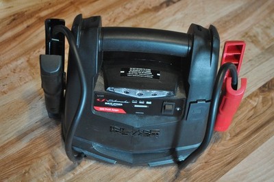 SCHUMACHER BOOST Plus 600 Peak Amps Car Battery Jump Starter LIKENEW