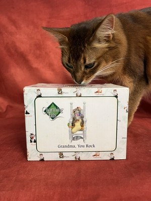 Charming Tails Grandma, You Rock Figurine Fitz and Floyd Mouse  89/248