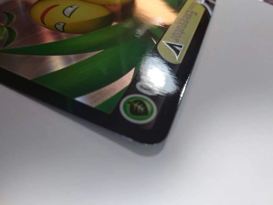 JUMBO SWSH225 - Alolan Exeggutor V -  SWSH225  - Jumbo Pokemon Card - Image 4 of 4