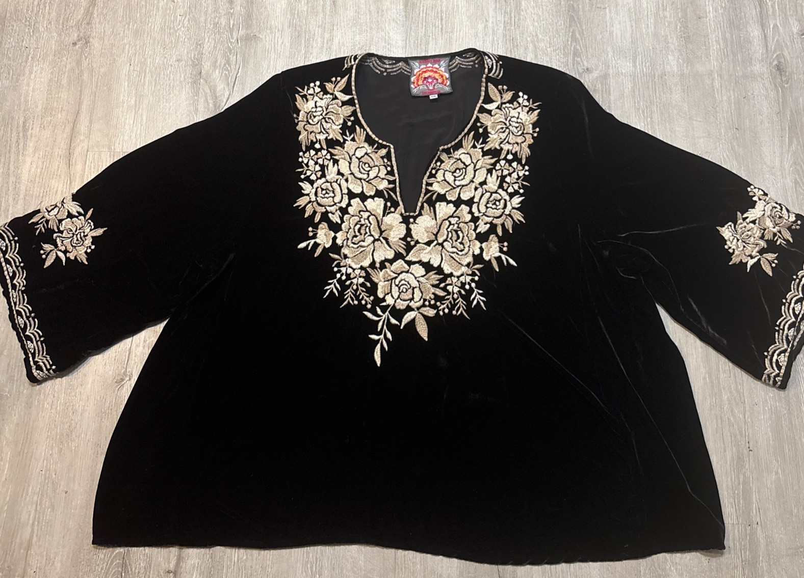 *Exquisite* Johnny Was 2X Embroidered Velvet Top Boho Top Shirt Blouse Rare Size