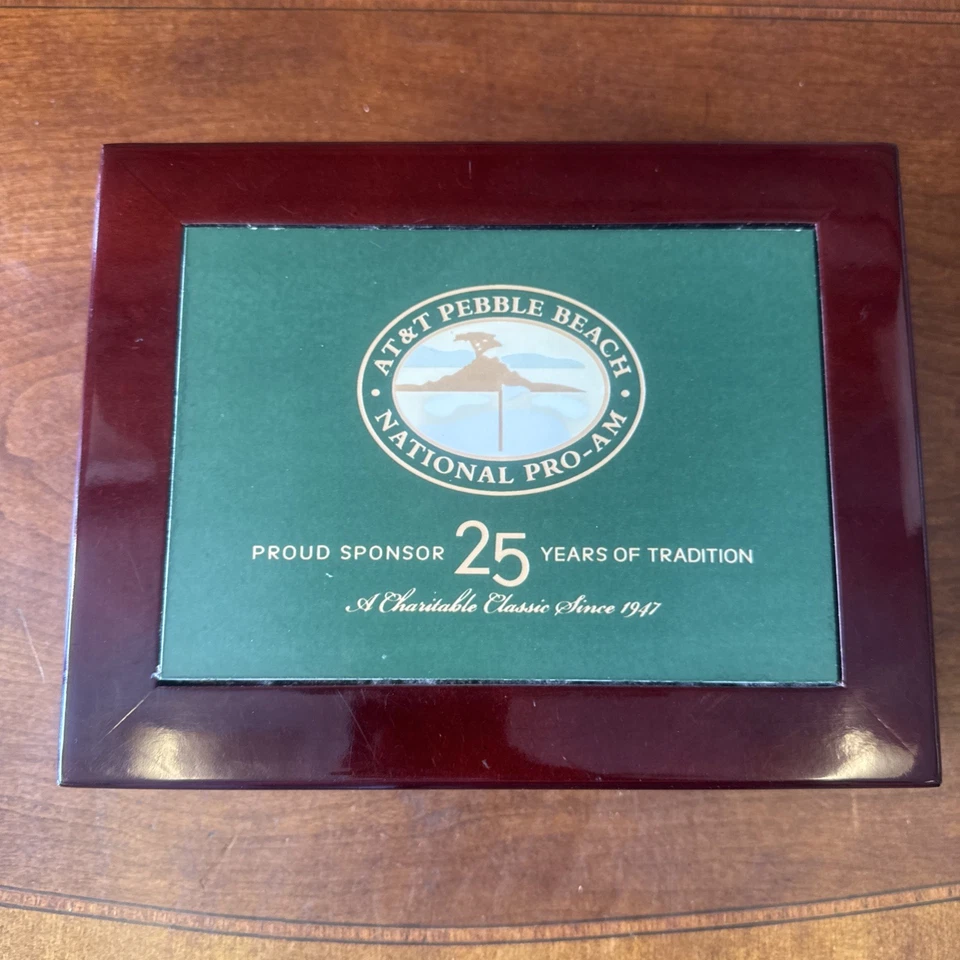 De Colección Grande AT&T Pebble Beach Golf National Pro-Am Madera CAJA Golf EE. UU. Raro Difícil de Encontrar Foto 4 de 4
