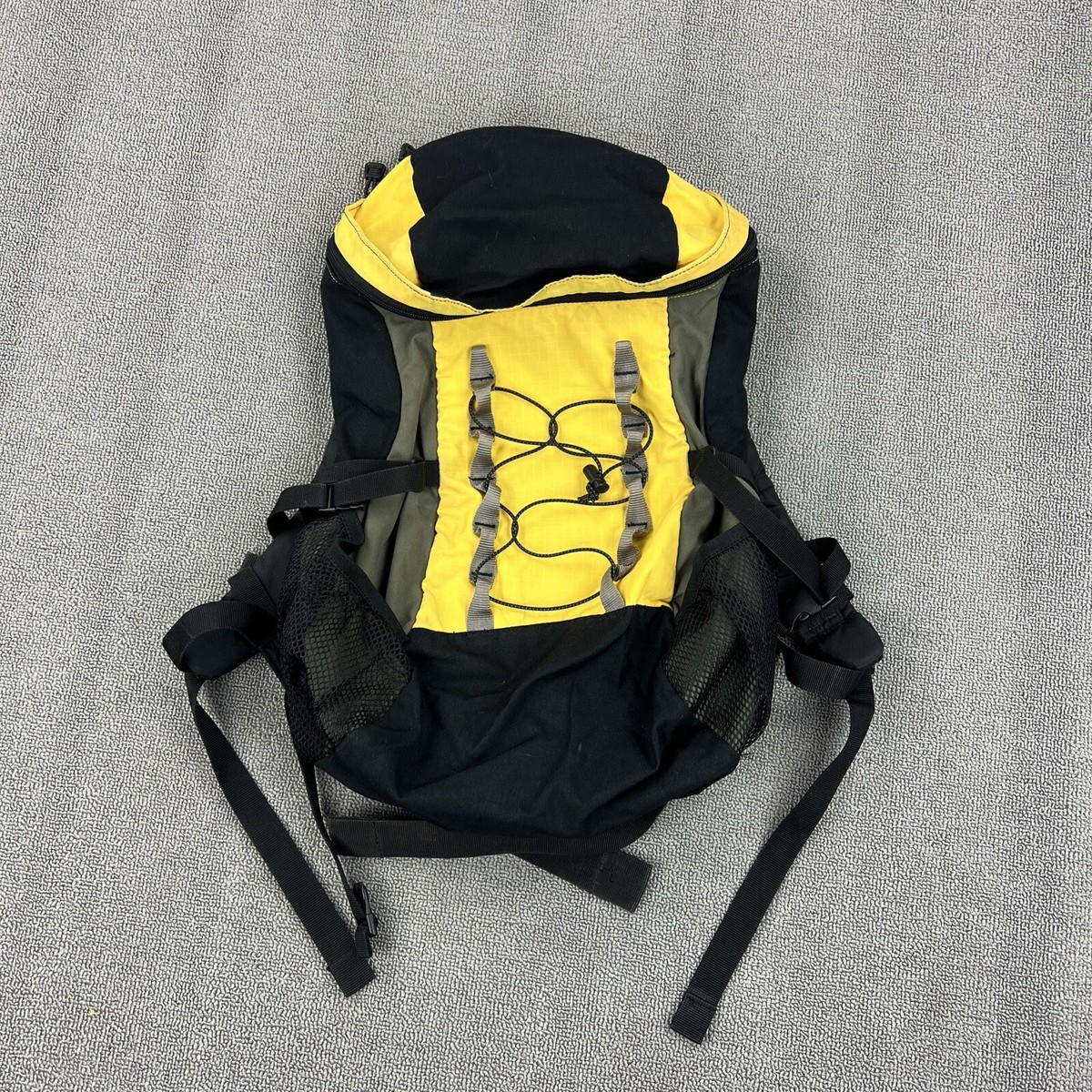 VINTAGE Gap Backpack Black Yellow Zipper Closure Bag VINTAGE Gap Backpack Black Yellow Zipper Closure Bag