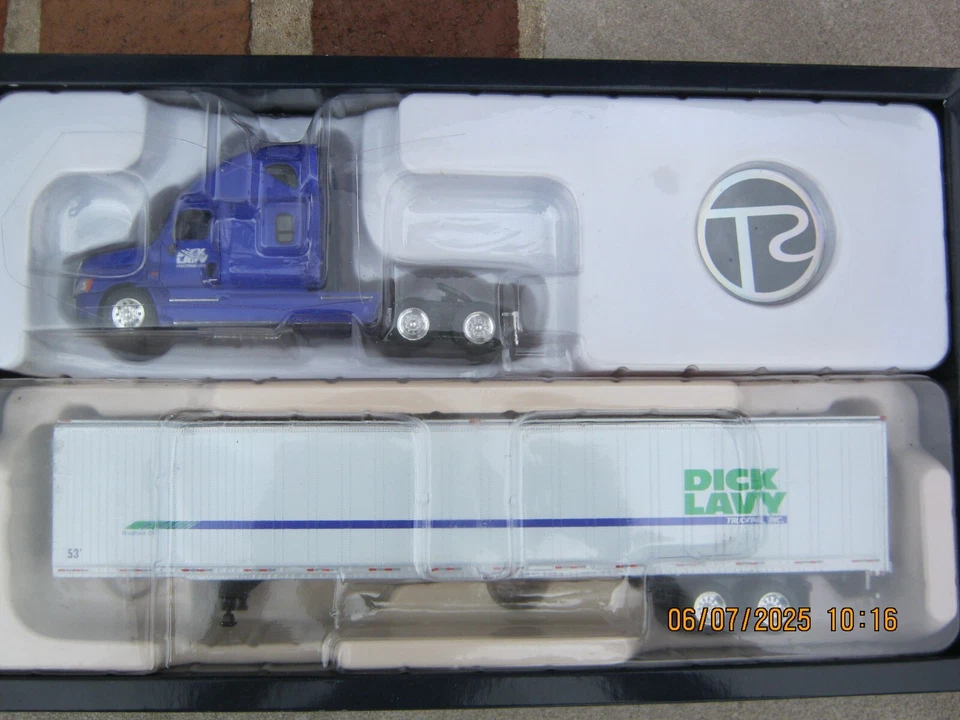 Modelos de camiones Tonkin Replicas Precision Diecast escala 1/53 nuevos en caja Foto 2 de 4