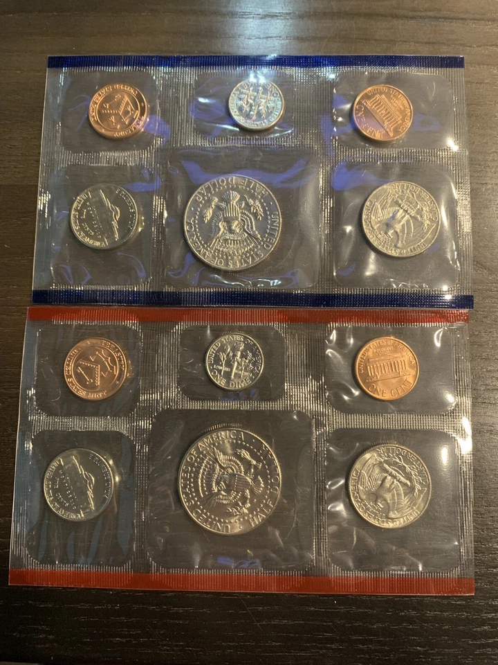 Lot Of 5 --- 1987 US Mint Set - 12 Coins Each , P & D Mints - Image 4 of 4