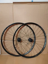 Raceface AR27 29'' Wheelset w/ DT Swiss 370 Hubs ( Microspline) BOOST