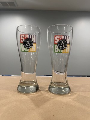 Official All Star Cafe South Beach 8.25  Beer  Glasses (2pc set)