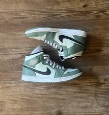 Size 11.5 - Jordan 1 Mid Dutch Green for sale online | eBay display picture 1