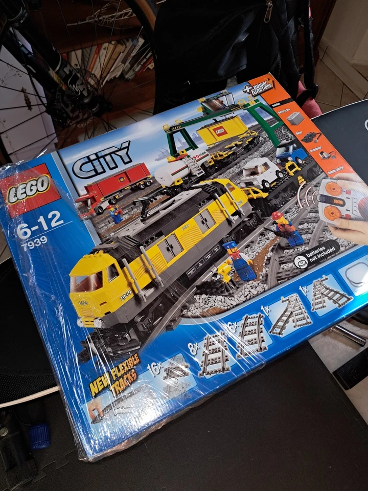 LEGO City 7939 Cargo Train, foto 1 di 4