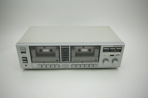 Vintage Sanyo RD W22 Stereo Double Cassette Player Tape Deck Tested Works - Picture 2 of 8