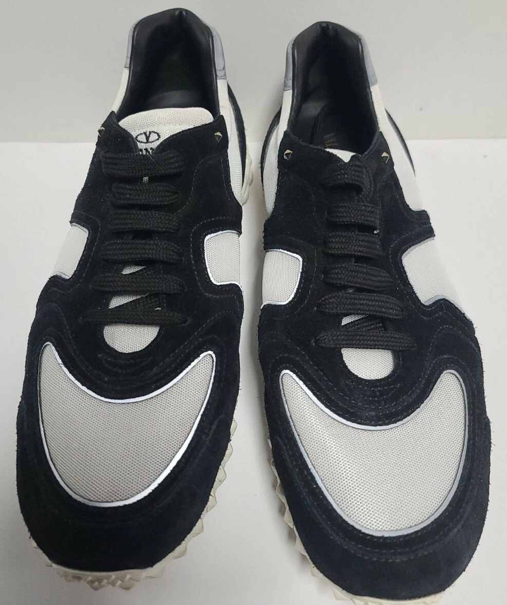 Black valentino garavani rockstud sneakers hotsell