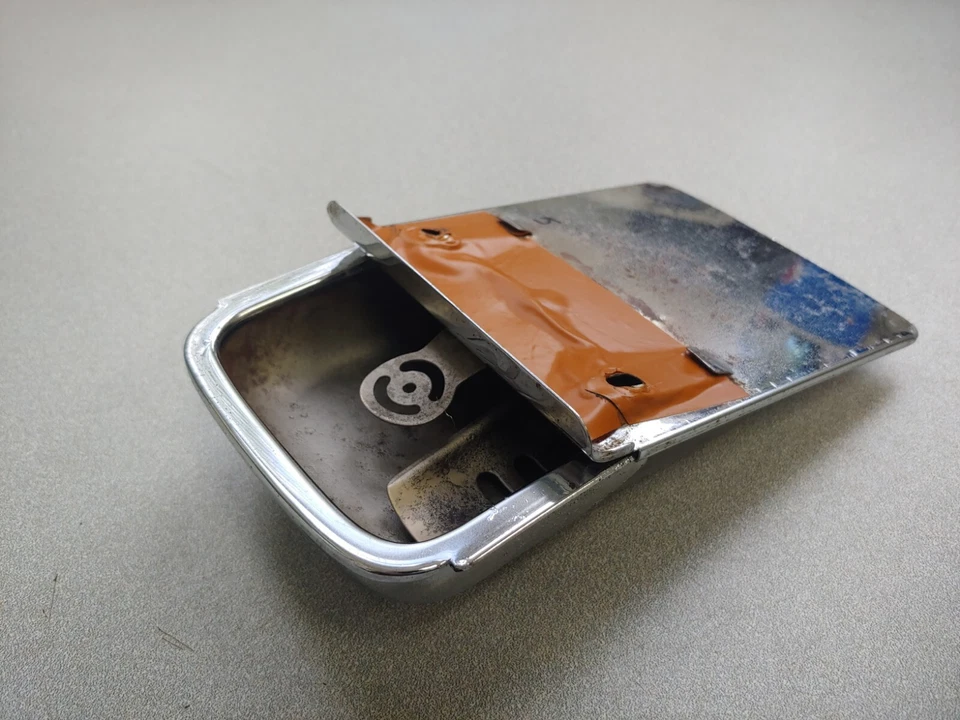 BONITO CENICERO CROMADO ORIGINAL GHE PORSCHE 356A 356B 356C 356SC USADO CON MONTAJE #5 Foto 3 de 4