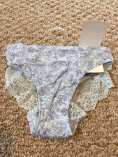 Maidenform Comfort Devotion Lace Back Tanga Panty - Blue Floral - Size 5 - New