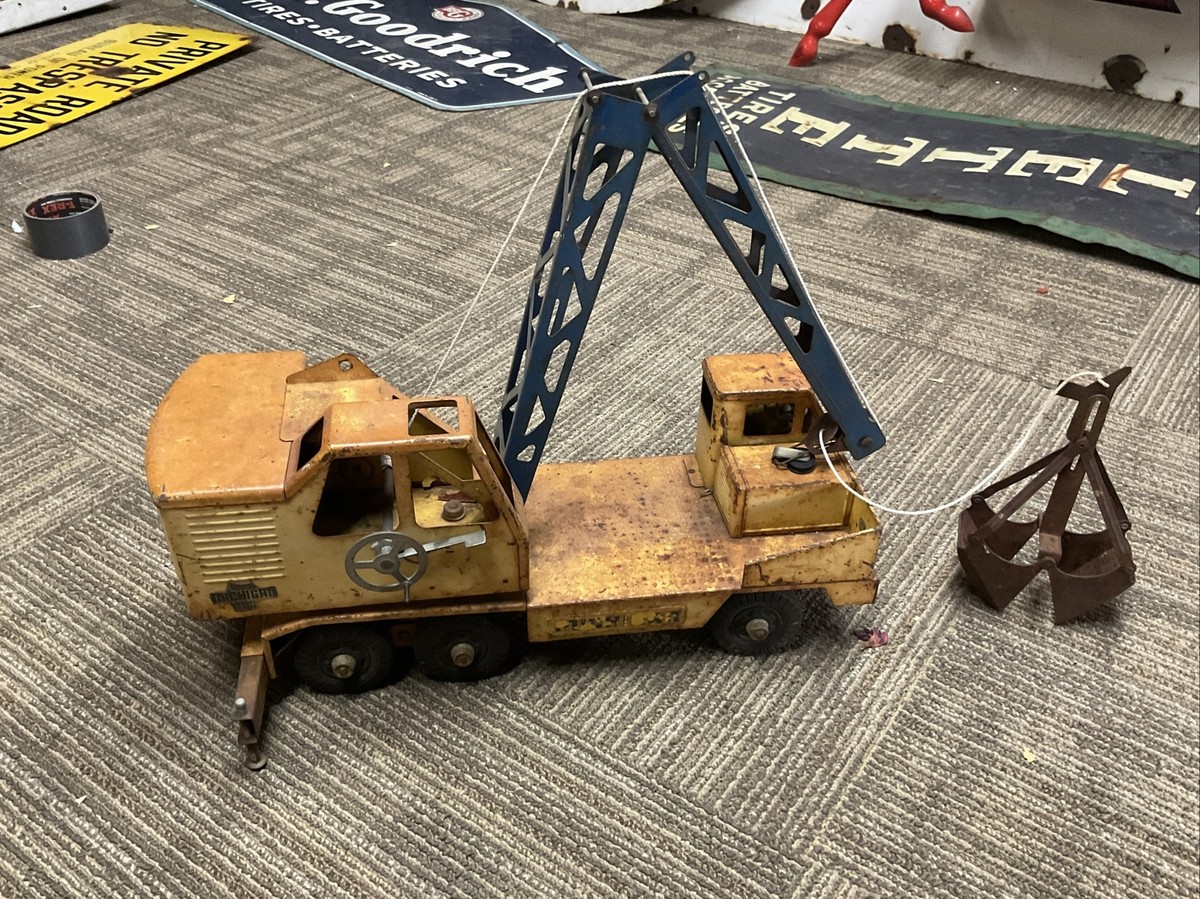 Vintage Nylint Michigan Shovel Crane Model T-24 Clark Equipment