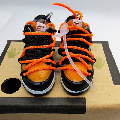 MINI 3D sneaker keychain Off White Dunks  | Box | Bag