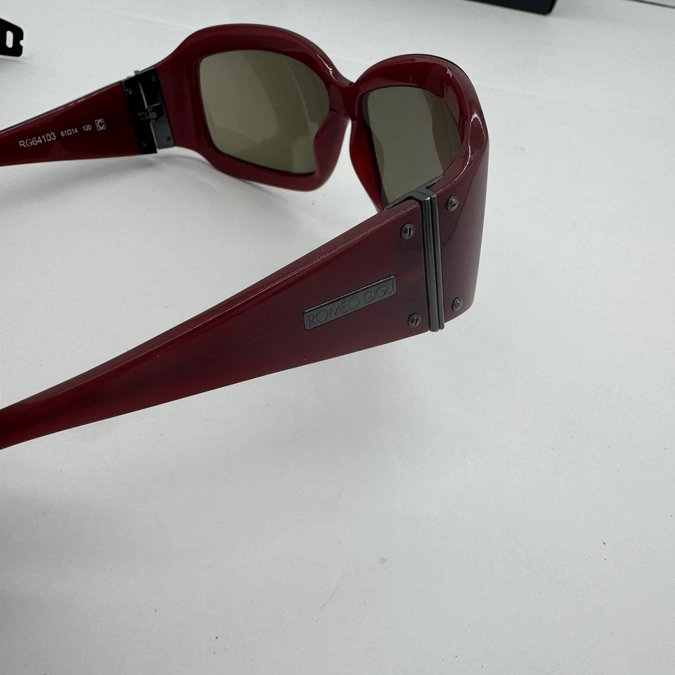 复古 Y2K Romeo Gigli RG64103 樱桃红色太阳镜带盒 二手状况完好 U2 意大利 — 第 4/4 张图片