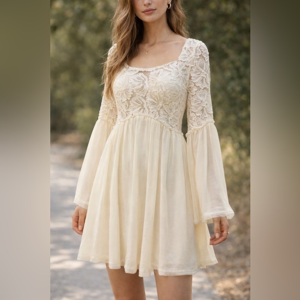 green emerald velvet dress Free People Red Floral Mini Dress with Lace Trim, Open Back and Balloo –  The Thrifty Hippy