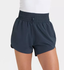 NEW All In Motion Women's Active Light High-Rise Shorts 3" Inseam Size Large