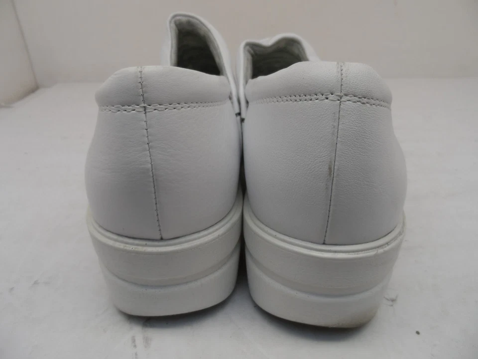 Align By Nurse Mates Indya Slip Resistant Nursing Clog White Leather Size 10M - Image 3 of 4