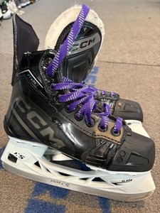 CCM Jet Speed FT 675 Ice Hockey Skates Intermediate Size 4 Regular Fit