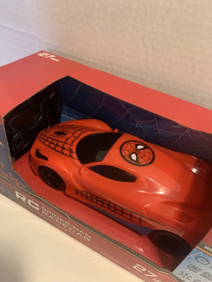  MARVEL SPIDER-MAN REMOTE RED Control RaceCar Full Function RC New  8+ - Image 4 of 4