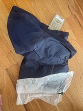 PEARL IZUMI Women's Symphony 8 inch Short Size XS. Navy. NWT