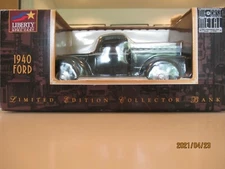 1:25 Liberty Classics by Spec Cast 1940 Ford pick up truck black & gray bank
