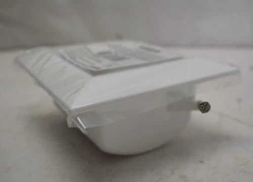 Jones Stephens B05932LF Icemaker Box 1/4 Turn Valve w Water Hammer Arrestor - Picture 7 of 8