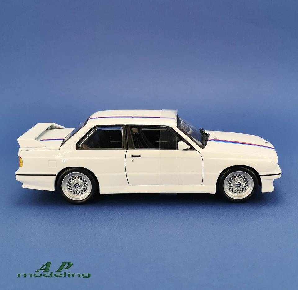 modellino auto 1/24 BMW M3 e30 serie 3 del 1988 modellini da collezione BBurago - Immagine 3 di 4