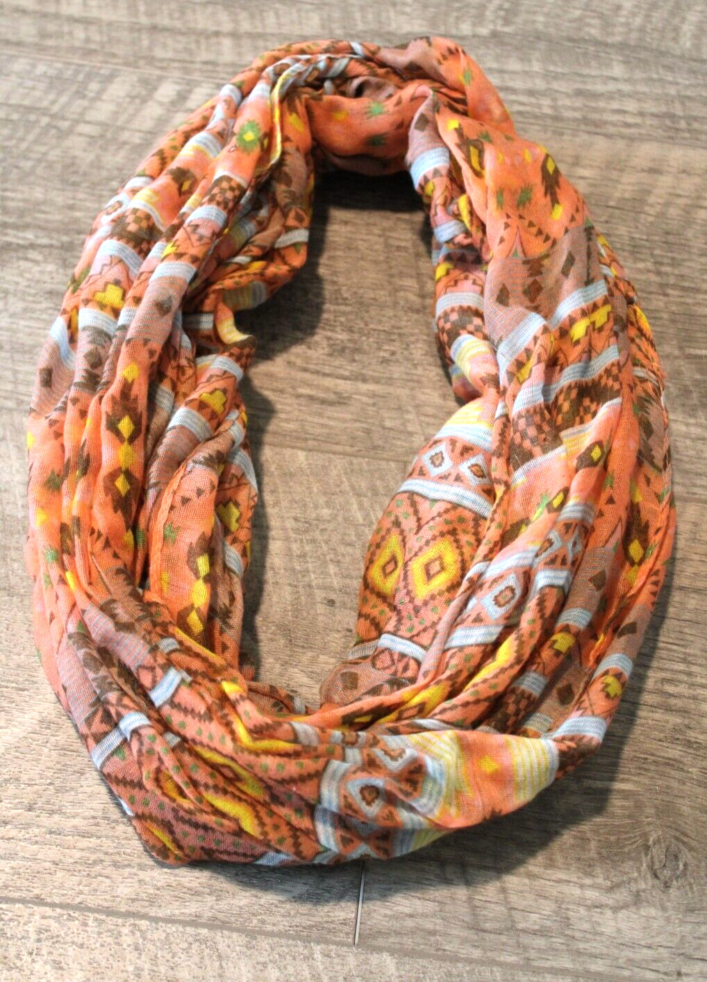 Lightweight Infinity Accent Scarf Southwestern 64… - image 1