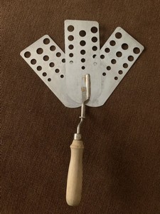 expandable spatula