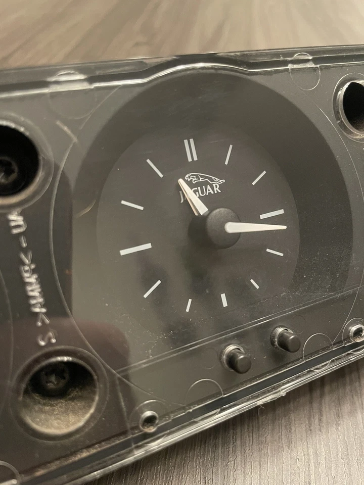 Jaguar XK8 XKR 1997-2002 unidad de medidor de instrumentos OEM (batería de aceite de reloj) LJA4310AG Foto 3 de 4
